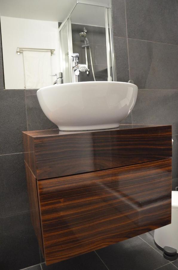 Strovolos Value Suites Bagian luar foto